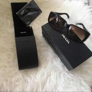 Prada Havana Tortoise Brown Sunglasses, Case/cloth